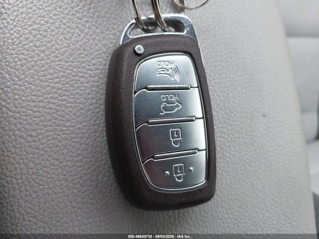 46040735 :رقم المزاد ، KMHC65LC9LU232569 vin ، 2020 Hyundai Ioniq Hybrid Blue مزاد بيع