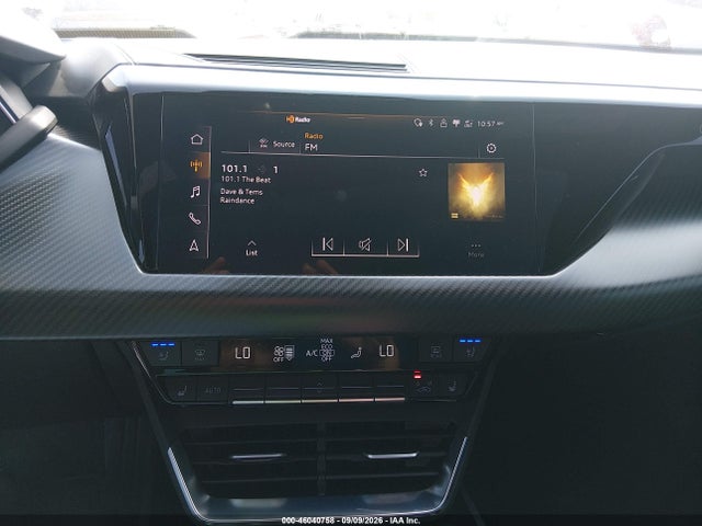 46040758 :رقم المزاد ، WAUCJBFW0P7000838 vin ، 2023 Audi E-tron Gt Premium Plus Quattro مزاد بيع