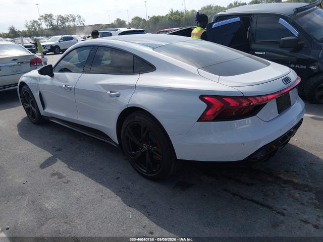 46040758 :رقم المزاد ، WAUCJBFW0P7000838 vin ، 2023 Audi E-tron Gt Premium Plus Quattro مزاد بيع