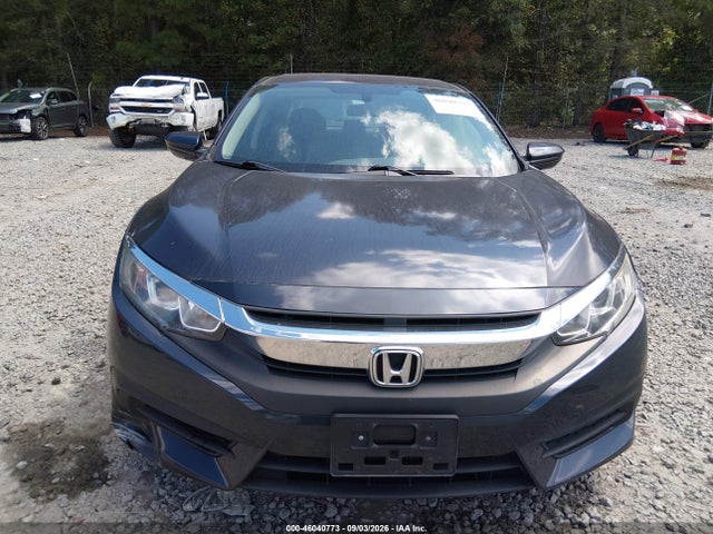 46040773 :رقم المزاد ، 2HGFC2F53JH515105 vin ، 2018 Honda Civic Lx مزاد بيع