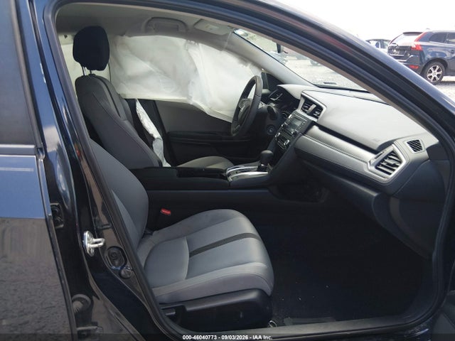 46040773 :رقم المزاد ، 2HGFC2F53JH515105 vin ، 2018 Honda Civic Lx مزاد بيع