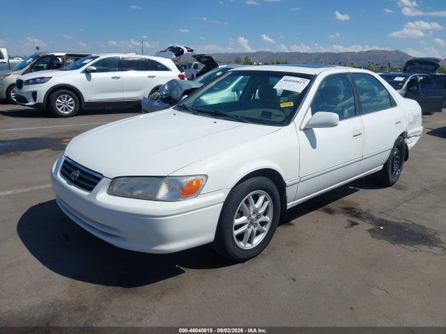 46040815 :رقم المزاد ، 4T1BF28K6YU947147 vin ، 2000 Toyota Camry Xle V6 مزاد بيع
