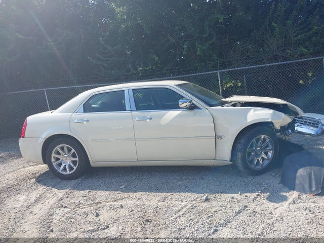 Продажа на аукционе авто 2006 Chrysler 300c, vin: 2C3LA63H56H109139, номер лота: 46040832