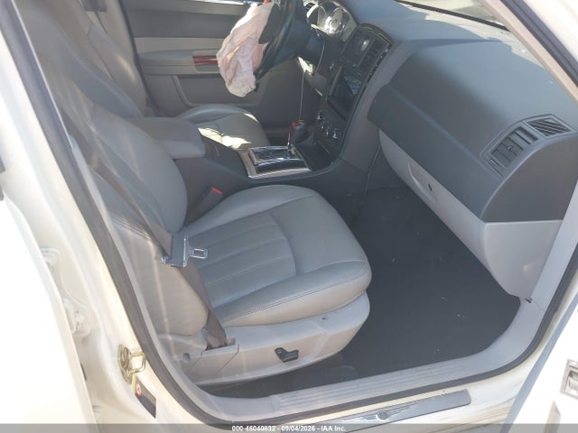 Продажа на аукционе авто 2006 Chrysler 300c, vin: 2C3LA63H56H109139, номер лота: 46040832
