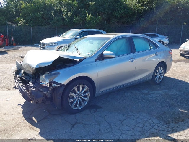 Toyota CAMRY XLE 2015 4T1BF1FKXFU988648 Image 2