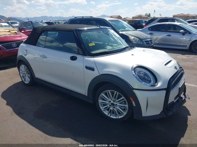 2024 Mini Convertible Cooper S მანქანა იყიდება აუქციონზე, vin: WMW43DL03R3R99993, აუქციონის ნომერი: 46040862