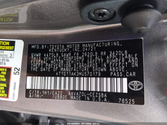 46040865 :رقم المزاد ، 4T1G11AK3MU570179 vin ، 2021 Toyota Camry Se مزاد بيع