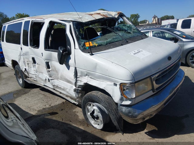 46040876 :رقم المزاد ، 1FBSS31SX1HA24253 vin ، 2001 Ford E-350 Super Duty Xl/xlt مزاد بيع