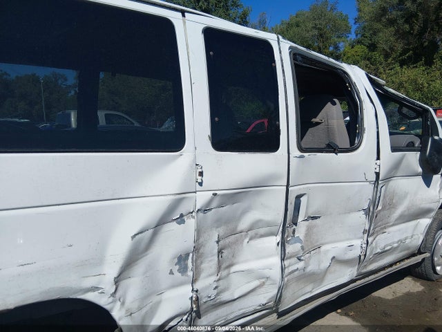 46040876 :رقم المزاد ، 1FBSS31SX1HA24253 vin ، 2001 Ford E-350 Super Duty Xl/xlt مزاد بيع