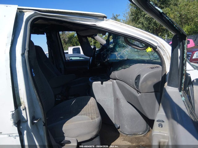 46040876 :رقم المزاد ، 1FBSS31SX1HA24253 vin ، 2001 Ford E-350 Super Duty Xl/xlt مزاد بيع