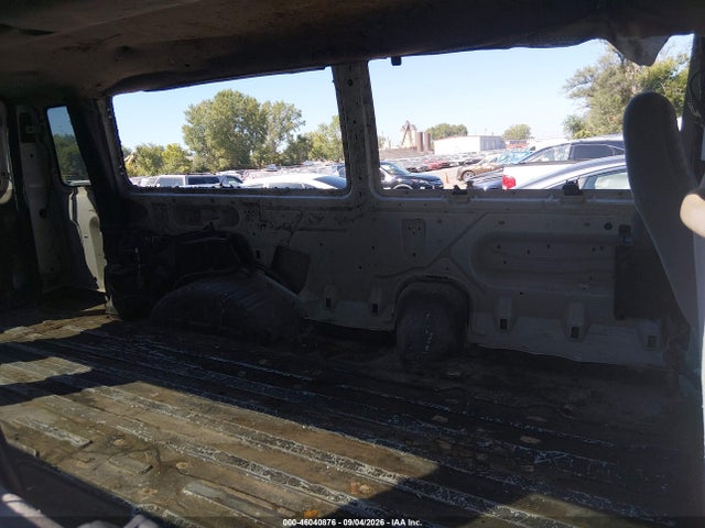 46040876 :رقم المزاد ، 1FBSS31SX1HA24253 vin ، 2001 Ford E-350 Super Duty Xl/xlt مزاد بيع