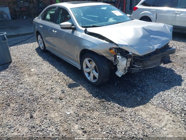 Продаж на аукціоні авто 2013 Volkswagen Passat 2.0l Tdi Se, vin: 1VWBN7A34DC070727, номер лоту: 46040877