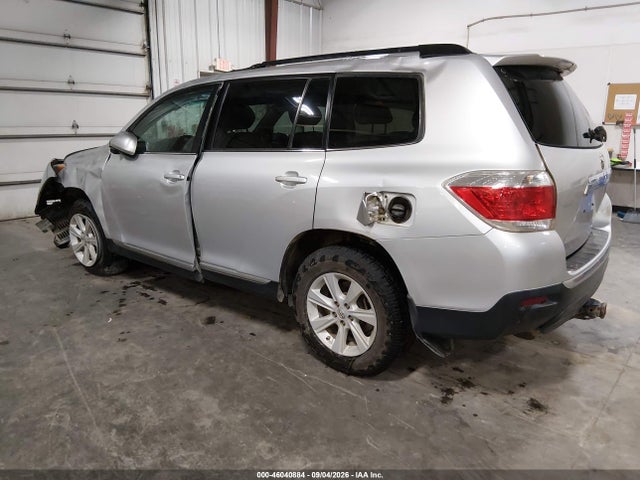 46040884 :رقم المزاد ، 5TDBK3EHXDS243403 vin ، 2013 Toyota Highlander Se V6 مزاد بيع