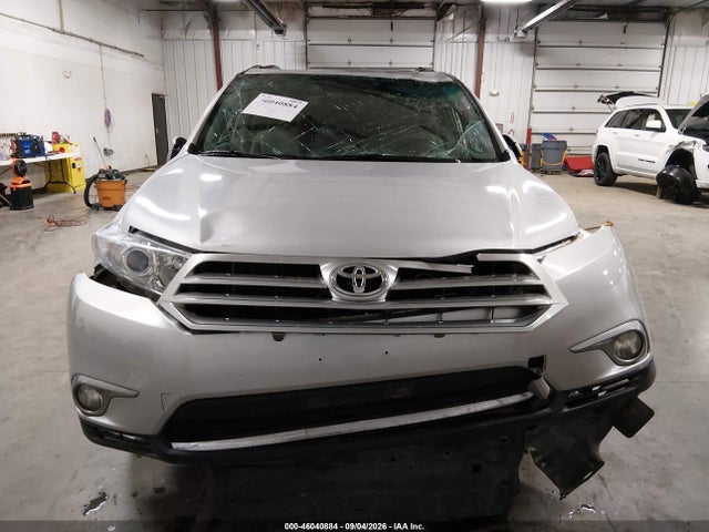46040884 :رقم المزاد ، 5TDBK3EHXDS243403 vin ، 2013 Toyota Highlander Se V6 مزاد بيع