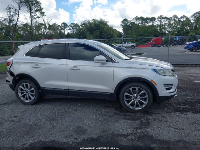 46040893 :رقم المزاد ، 5LMCJ2A91FUJ18006 vin ، 2015 Lincoln Mkc مزاد بيع