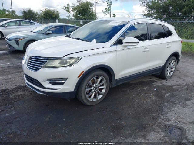 46040893 :رقم المزاد ، 5LMCJ2A91FUJ18006 vin ، 2015 Lincoln Mkc مزاد بيع