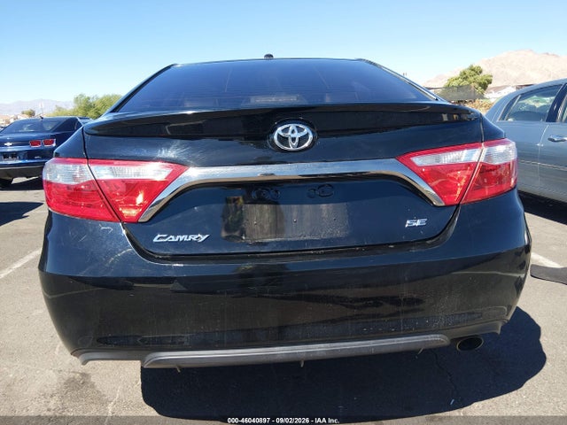 2015 Toyota Camry Se მანქანა იყიდება აუქციონზე, vin: 4T1BF1FK7FU080271, აუქციონის ნომერი: 46040897