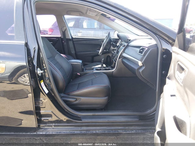 2015 Toyota Camry Se მანქანა იყიდება აუქციონზე, vin: 4T1BF1FK7FU080271, აუქციონის ნომერი: 46040897