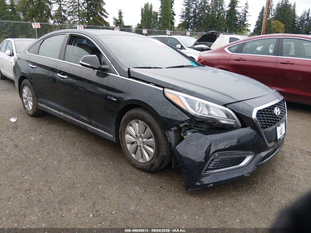 Auction sale of the 2016 Hyundai Sonata Hybrid Se, vin: KMHE24L13GA036597, lot number: 46040913