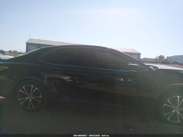 46040927 :رقم المزاد ، 4T1M11AKXLU983573 vin ، 2020 Toyota Camry Se مزاد بيع