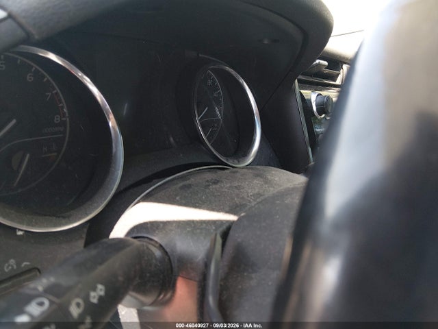 46040927 :رقم المزاد ، 4T1M11AKXLU983573 vin ، 2020 Toyota Camry Se مزاد بيع