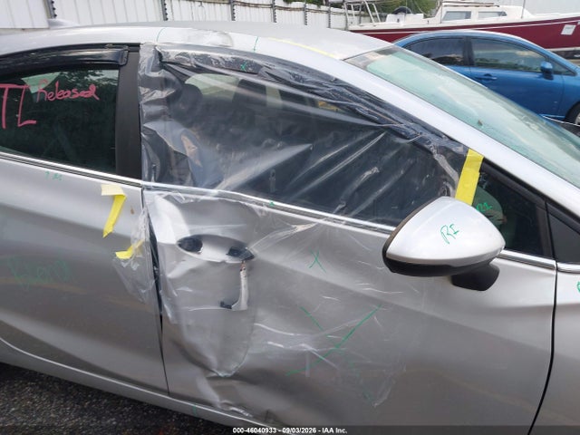 2019 Chevrolet Cruze Lt მანქანა იყიდება აუქციონზე, vin: 3G1BE6SM1KS536506, აუქციონის ნომერი: 46040933