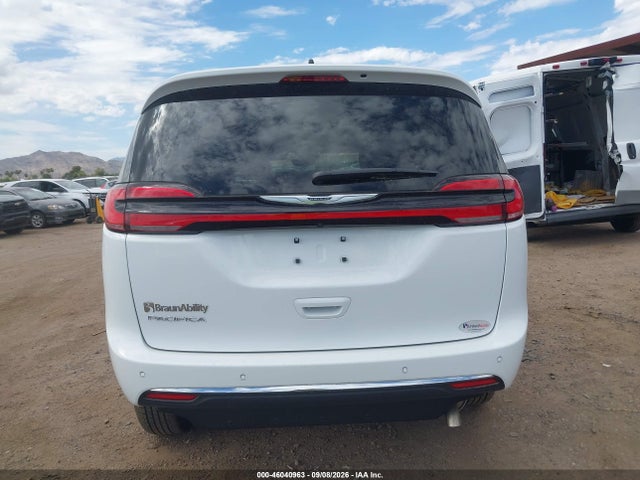 Chrysler Pacifica Select 2025 2C4RC1BG0SR579742 Image 15