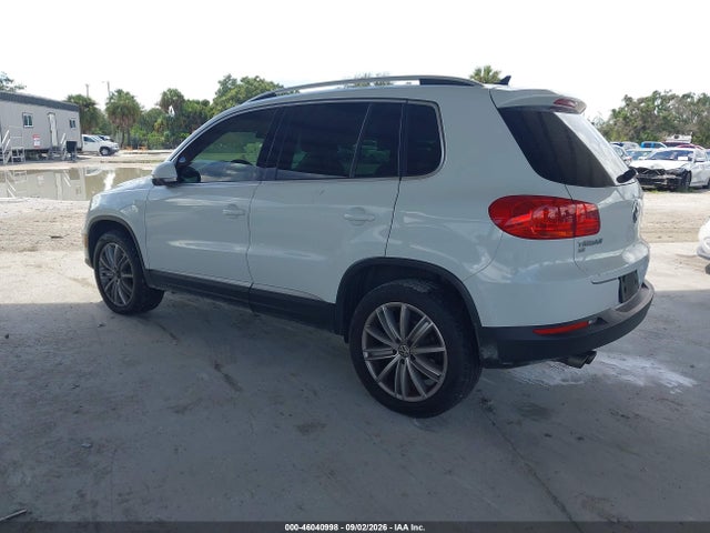 Продажа на аукционе авто 2016 Volkswagen Tiguan Se, vin: WVGAV7AX6GW558979, номер лота: 46040998