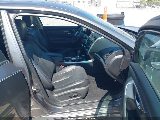 46041000 :رقم المزاد ، 1N4AL3AP5FN405975 vin ، 2015 Nissan Altima 2.5 Sl مزاد بيع
