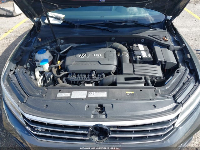 Продаж на аукціоні авто 2017 Volkswagen Passat 1.8t R-line, vin: 1VWDT7A39HC041986, номер лоту: 46041018