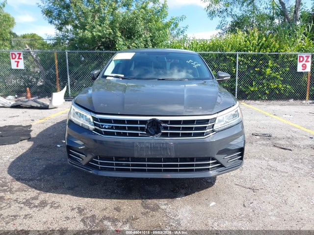 Продаж на аукціоні авто 2017 Volkswagen Passat 1.8t R-line, vin: 1VWDT7A39HC041986, номер лоту: 46041018