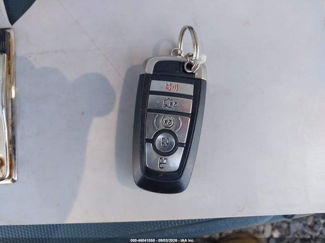 Продажа на аукционе авто 2018 Ford Fusion Hybrid Se, vin: 3FA6P0LU1JR153465, номер лота: 46041058