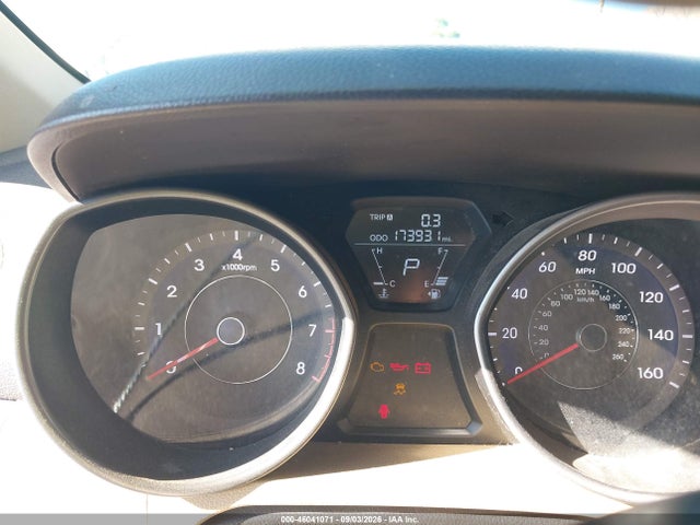 2012 Hyundai Elantra Gls მანქანა იყიდება აუქციონზე, vin: 5NPDH4AE4CH135730, აუქციონის ნომერი: 46041071