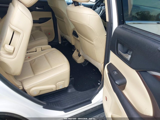 Продаж на аукціоні авто 2016 Toyota Highlander Limited V6, vin: 5TDYKRFH5GS185930, номер лоту: 46041089