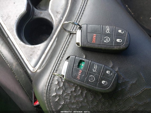 Продаж на аукціоні авто 2015 Dodge Challenger R/t Plus, vin: 2C3CDZBT4FH719189, номер лоту: 46041121