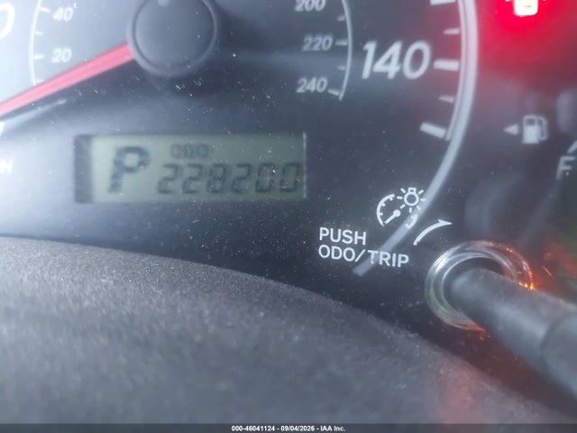 46041124 :رقم المزاد ، 2T1BU4EE3DC115096 vin ، 2013 Toyota Corolla Le مزاد بيع