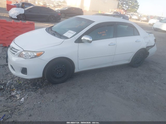 46041124 :رقم المزاد ، 2T1BU4EE3DC115096 vin ، 2013 Toyota Corolla Le مزاد بيع