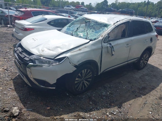 Продаж на аукціоні авто 2020 Mitsubishi Outlander Se 2.4 S-awc, vin: JA4AZ3A39LZ015577, номер лоту: 46041134