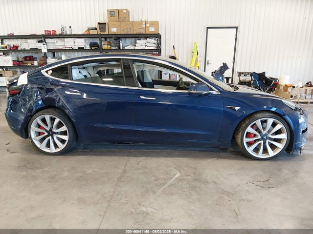 Tesla Model 3 Long Range/performance 2018 5YJ3E1EB7JF055725 Image 12