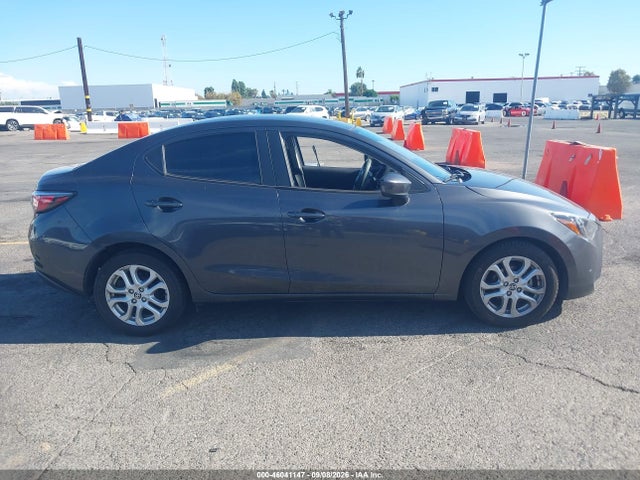 Scion IA 2016 3MYDLBZV3GY139186 Image 13