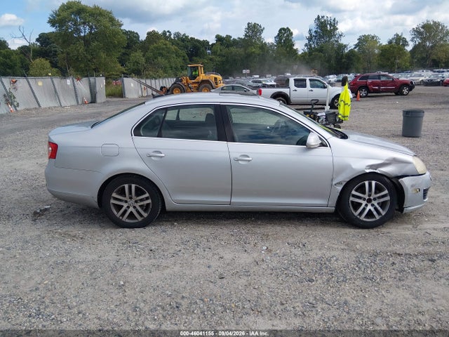 46041155 :رقم المزاد ، 3VWSF71K26M766220 vin ، 2006 Volkswagen Jetta 2.5 مزاد بيع
