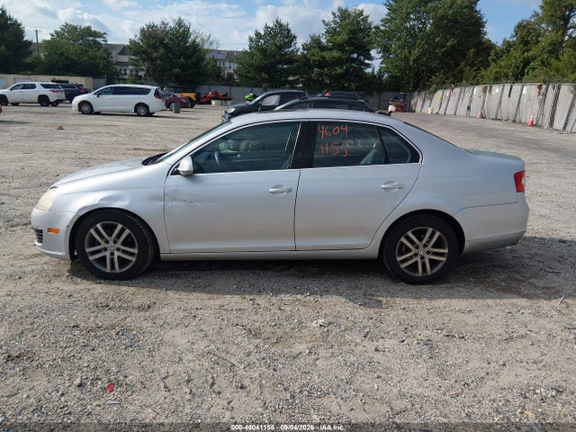 46041155 :رقم المزاد ، 3VWSF71K26M766220 vin ، 2006 Volkswagen Jetta 2.5 مزاد بيع