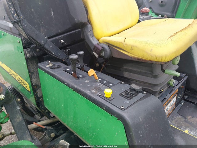 46041157 :رقم المزاد ، TC1600T070096 vin ، 2000 John Deere Mower Other مزاد بيع