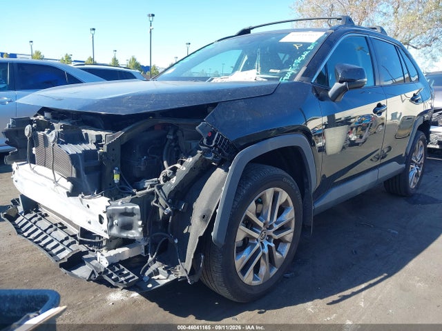 Toyota Rav4 Xle Premium 2021 2T3C1RFV6MC166463 Image 2
