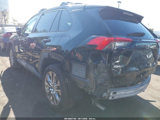 Toyota Rav4 Xle Premium 2021 2T3C1RFV6MC166463 Image 3