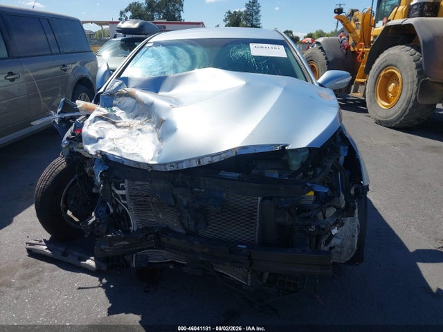 Hyundai SONATA HYBRID 2015 KMHEC4A44FA135244 Image 12