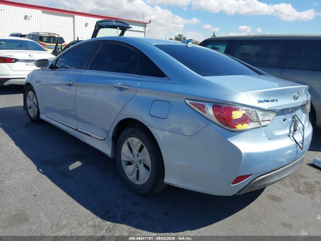 Hyundai SONATA HYBRID 2015 KMHEC4A44FA135244 Image 3