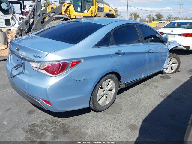 Hyundai SONATA HYBRID 2015 KMHEC4A44FA135244 Image 4
