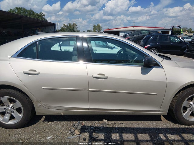 46041283 :رقم المزاد ، 1G11B5SLXFF267356 vin ، 2015 Chevrolet Malibu Ls مزاد بيع