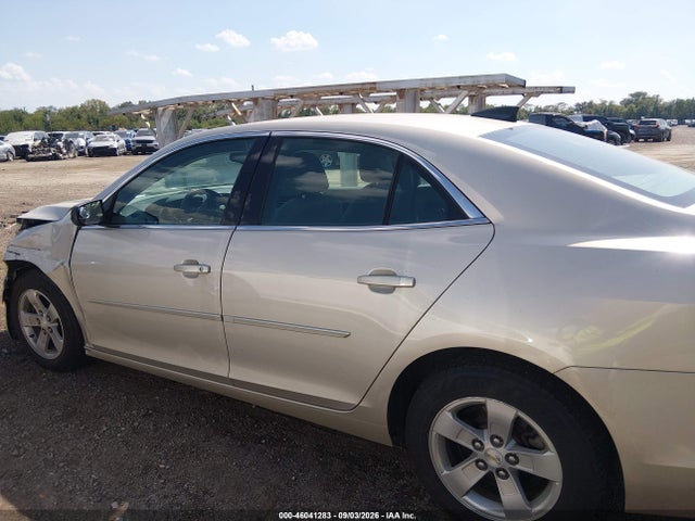 46041283 :رقم المزاد ، 1G11B5SLXFF267356 vin ، 2015 Chevrolet Malibu Ls مزاد بيع